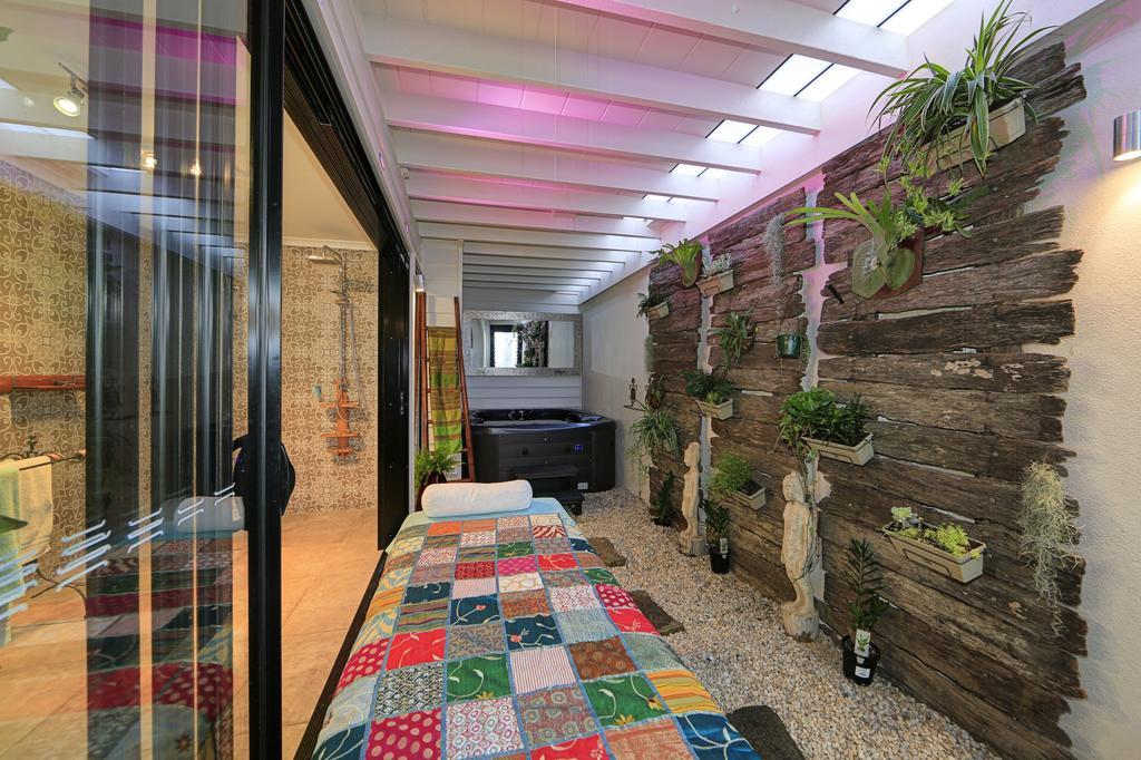 Hotel ZEN Beach Retreat Bargara Exterior foto