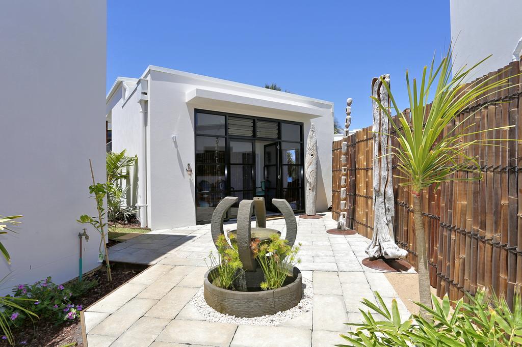 Hotel ZEN Beach Retreat Bargara Exterior foto