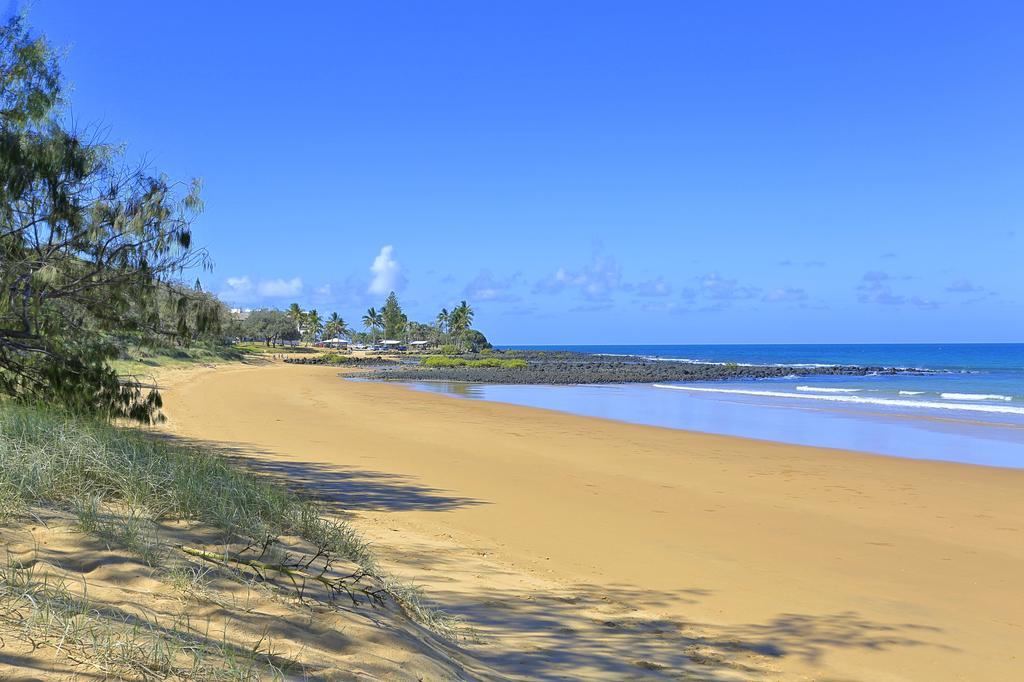 Hotel ZEN Beach Retreat Bargara Exterior foto
