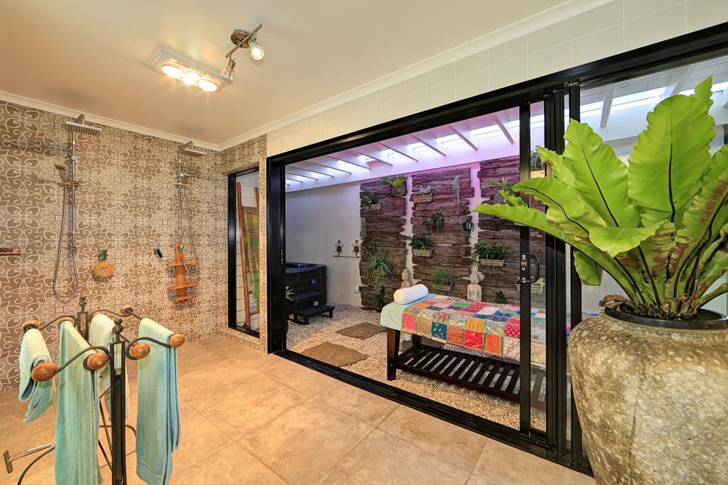 Hotel ZEN Beach Retreat Bargara Exterior foto